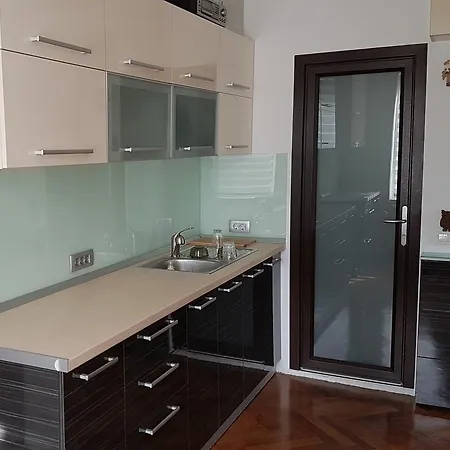 Modern Studio With Great View * Брашов